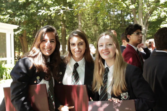 ученики частной школы Канады